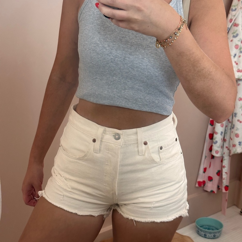 Cream Levi 501 Shorts